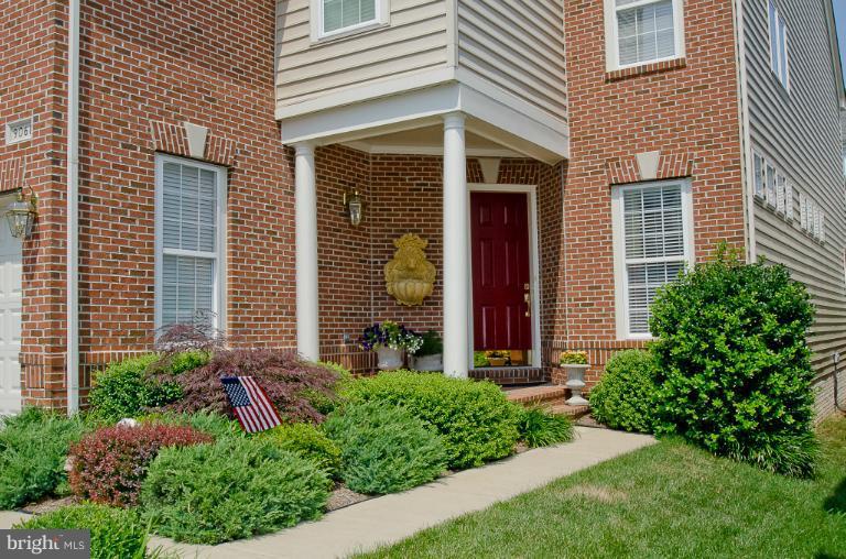 9061 Furey Road Lorton, VA 22079 - Photo 22 of 30 Exterior (Front)