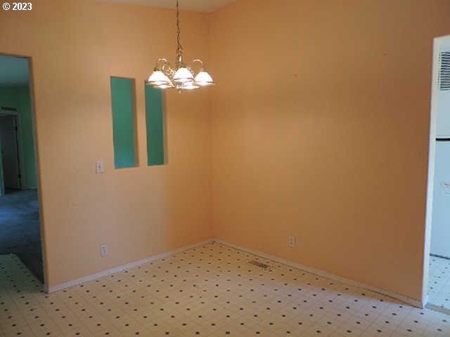 460 Main Street Dufur, OR 97021 - Photo 17 of 29 Kitchen