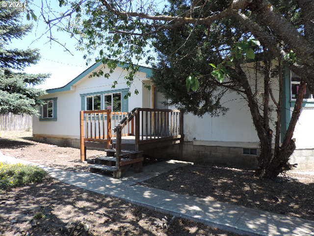 460 Main Street Dufur, OR 97021 - Photo 2 of 29 Exterior