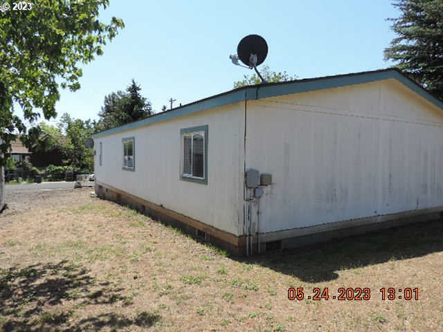 460 Main Street Dufur, OR 97021 - Photo 7 of 29 Exterior