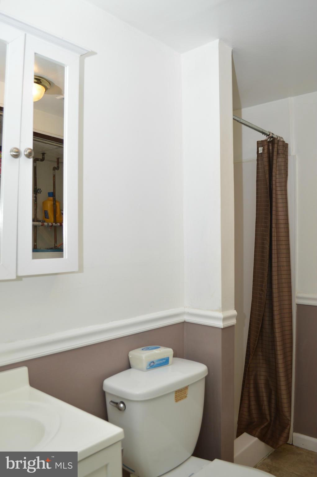 107 Applecreek Road Frederick, MD 21702 - Photo 13 of 28 Bath