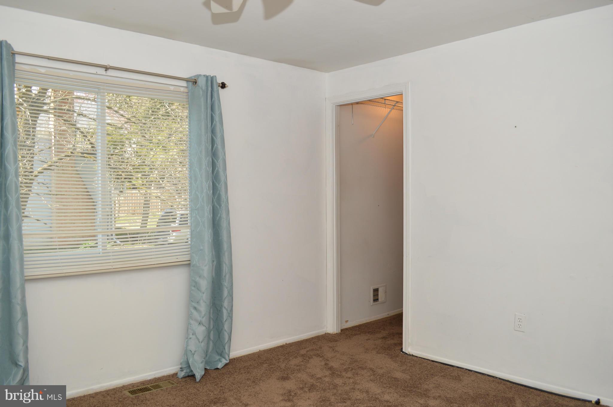 107 Applecreek Road Frederick, MD 21702 - Photo 9 of 28 Bedroom