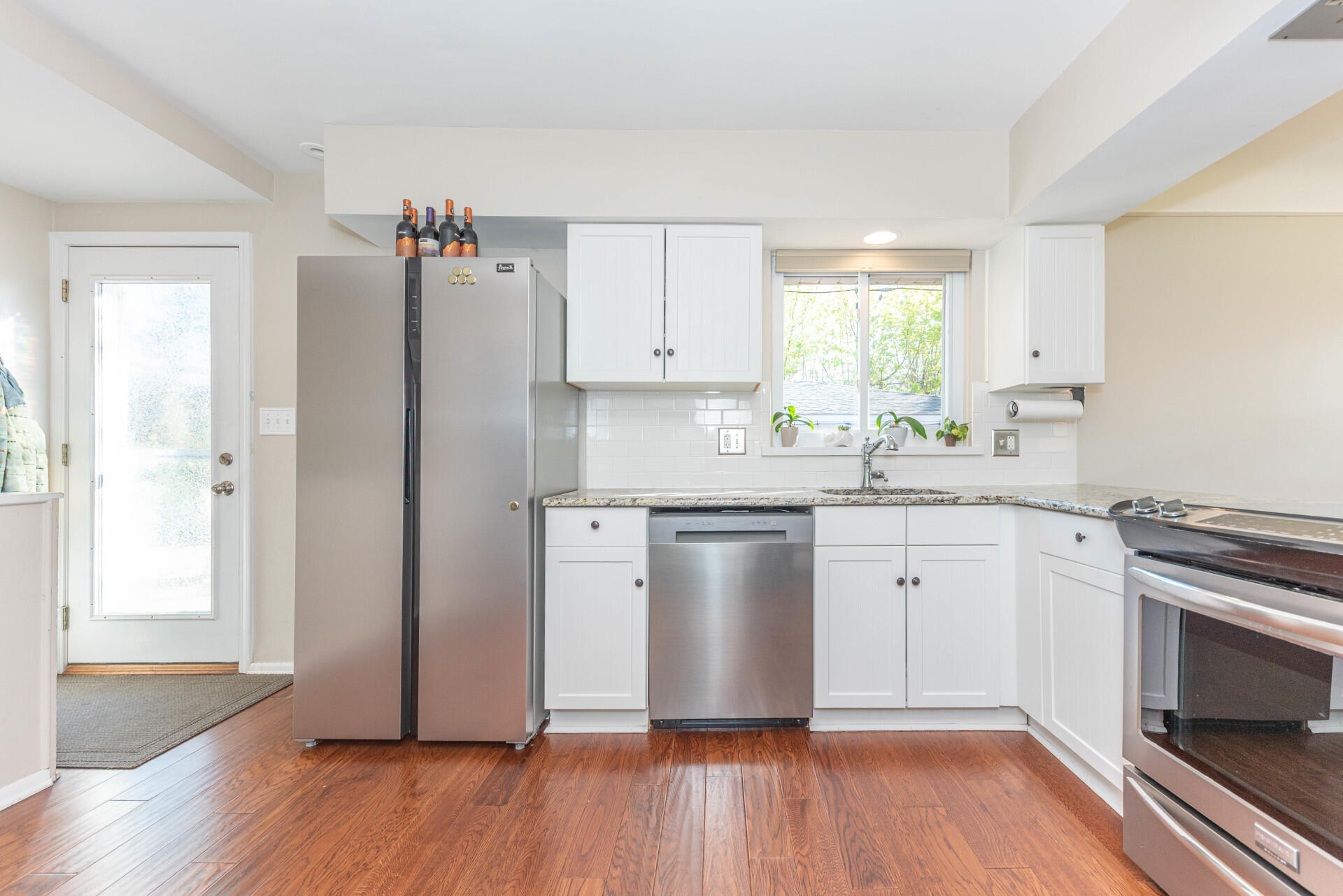 2441 Buckingham Road Ann Arbor, MI 48104 - Photo 12 of 53 025_20