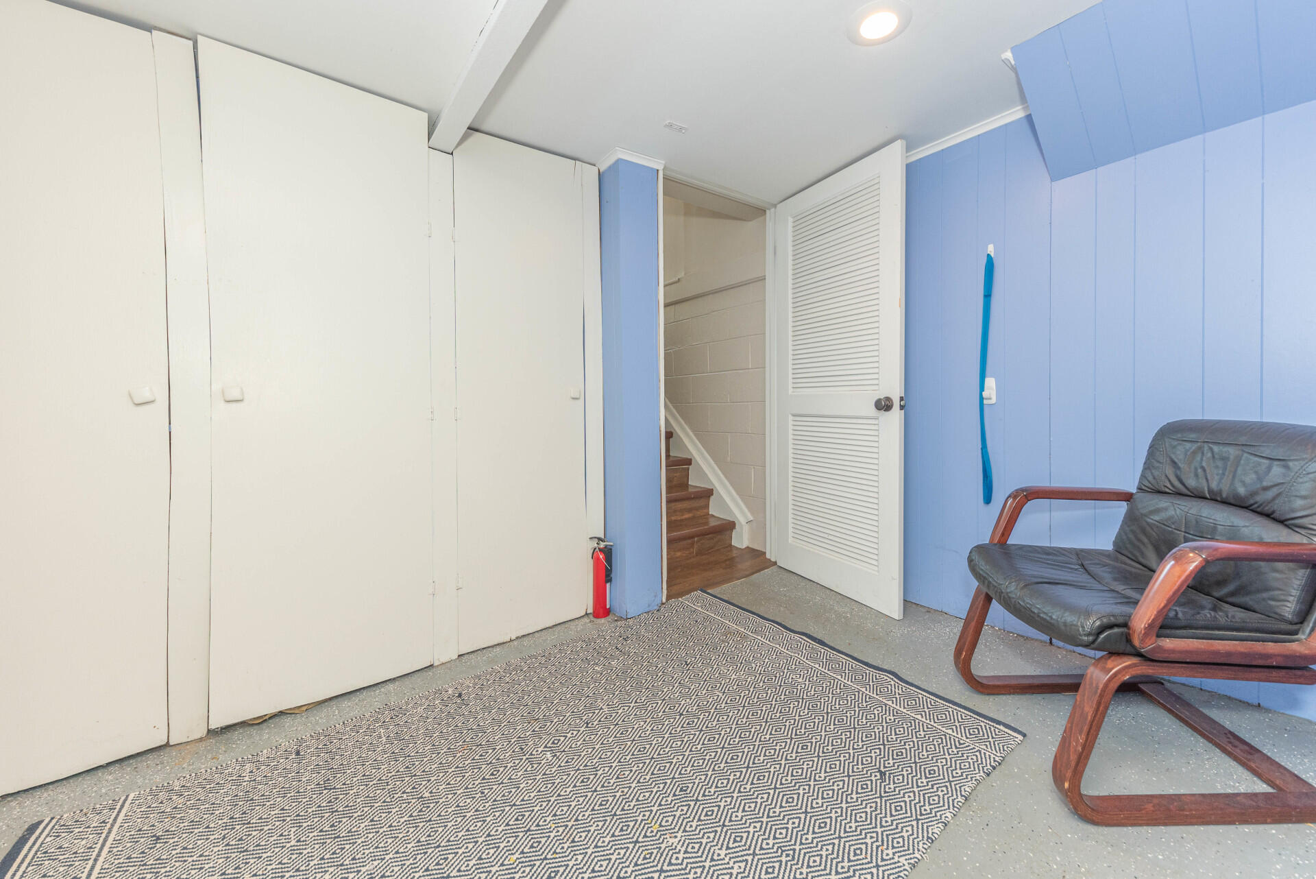 2441 Buckingham Road Ann Arbor, MI 48104 - Photo 30 of 53 043_43