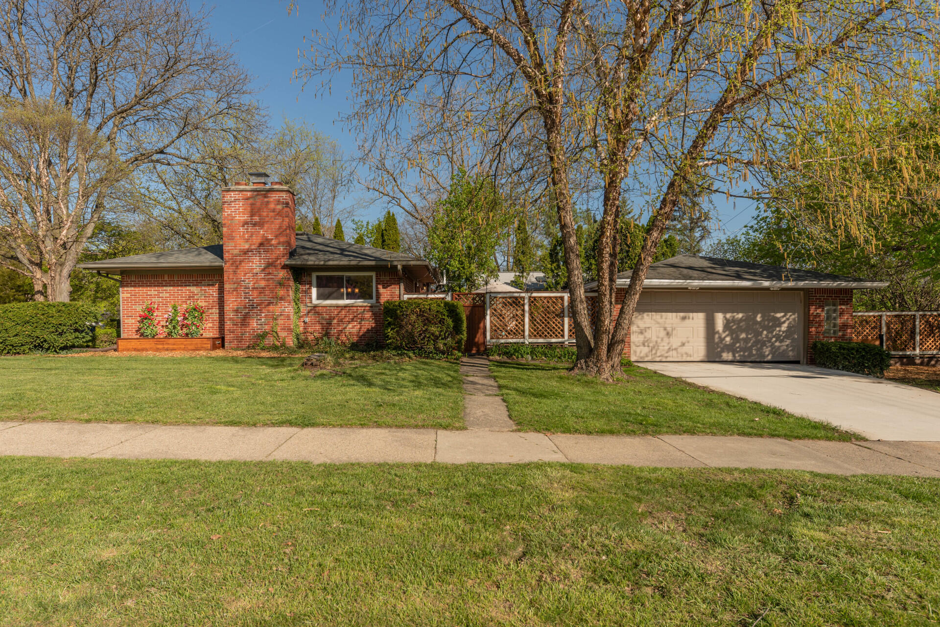 2441 Buckingham Road Ann Arbor, MI 48104 - Photo 43 of 53 005_35