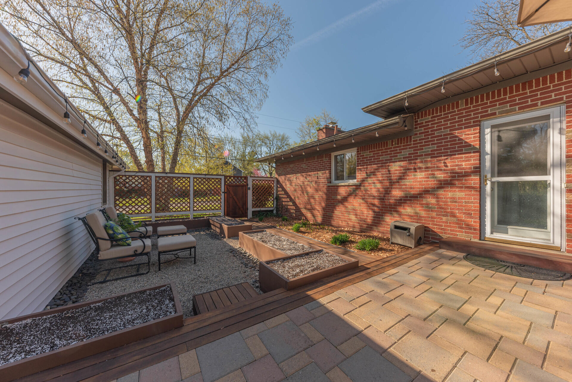 2441 Buckingham Road Ann Arbor, MI 48104 - Photo 47 of 53 009_3
