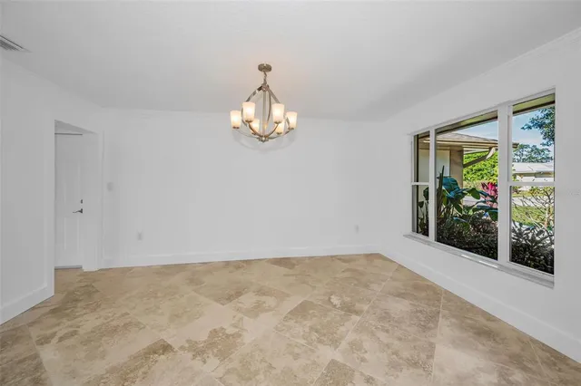 $1,095,000 | 2391 Roberta Lane, Clearwater, FL 33764