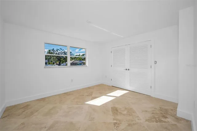 $1,095,000 | 2391 Roberta Lane, Clearwater, FL 33764