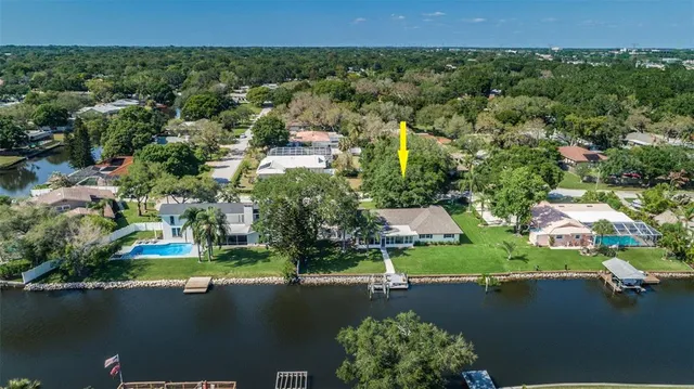 $1,095,000 | 2391 Roberta Lane, Clearwater, FL 33764