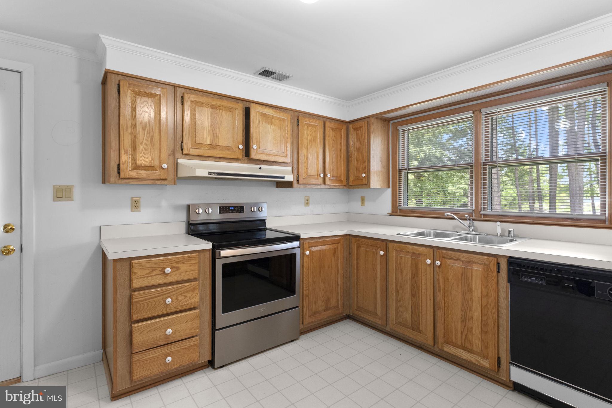50 Flagstaff Road Lancaster, VA 22503 - Photo 14 of 36
