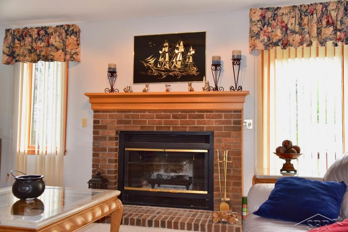 8265 North River Road Freeland, MI 48623 - Photo 7 of 25 31347974-6.JPG