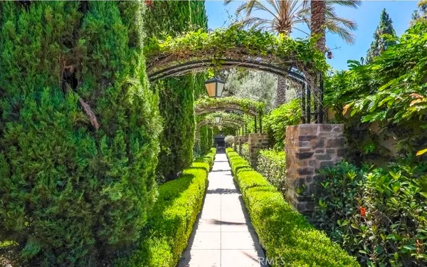 $5,400 | 46 Arborside, Irvine, CA 92603