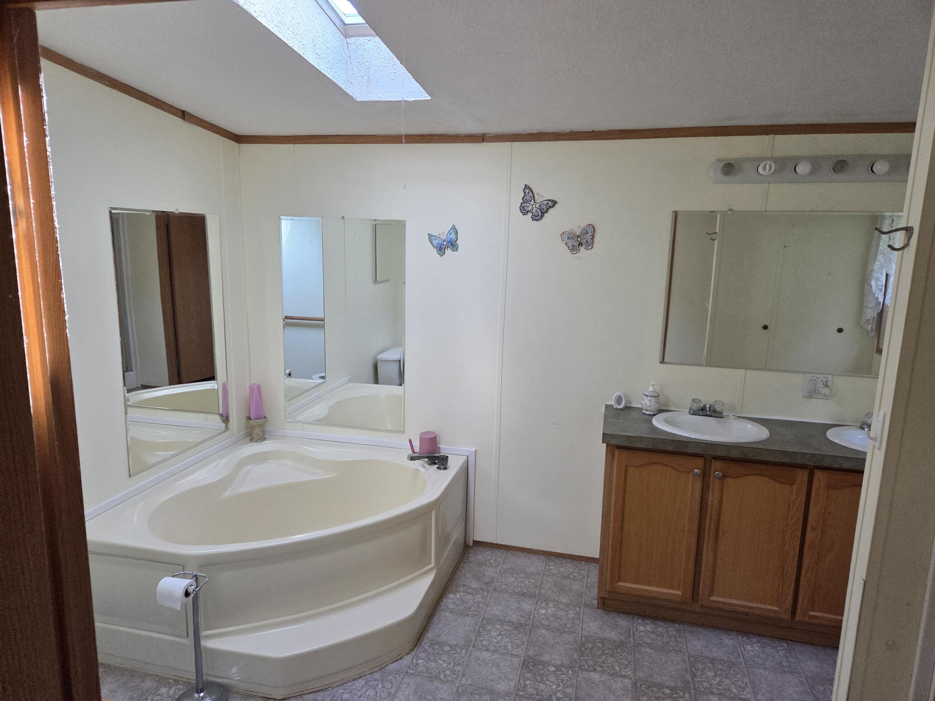111 Pine Tree Lane Farmington, ME 04938 - Photo 29 of 32 20250728_082219