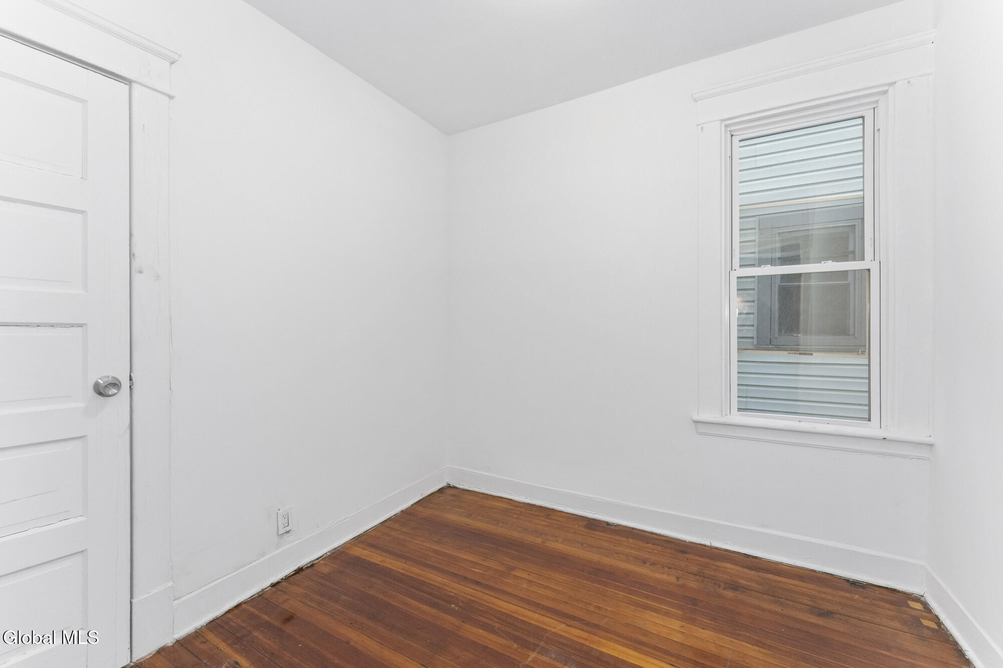 337 3rd Street Albany, NY 12206 - Photo 15 of 34 1 Apt Down 11