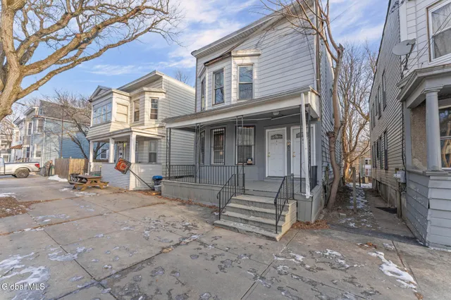 $200,000 | 337 3rd Street, Albany, NY 12206
