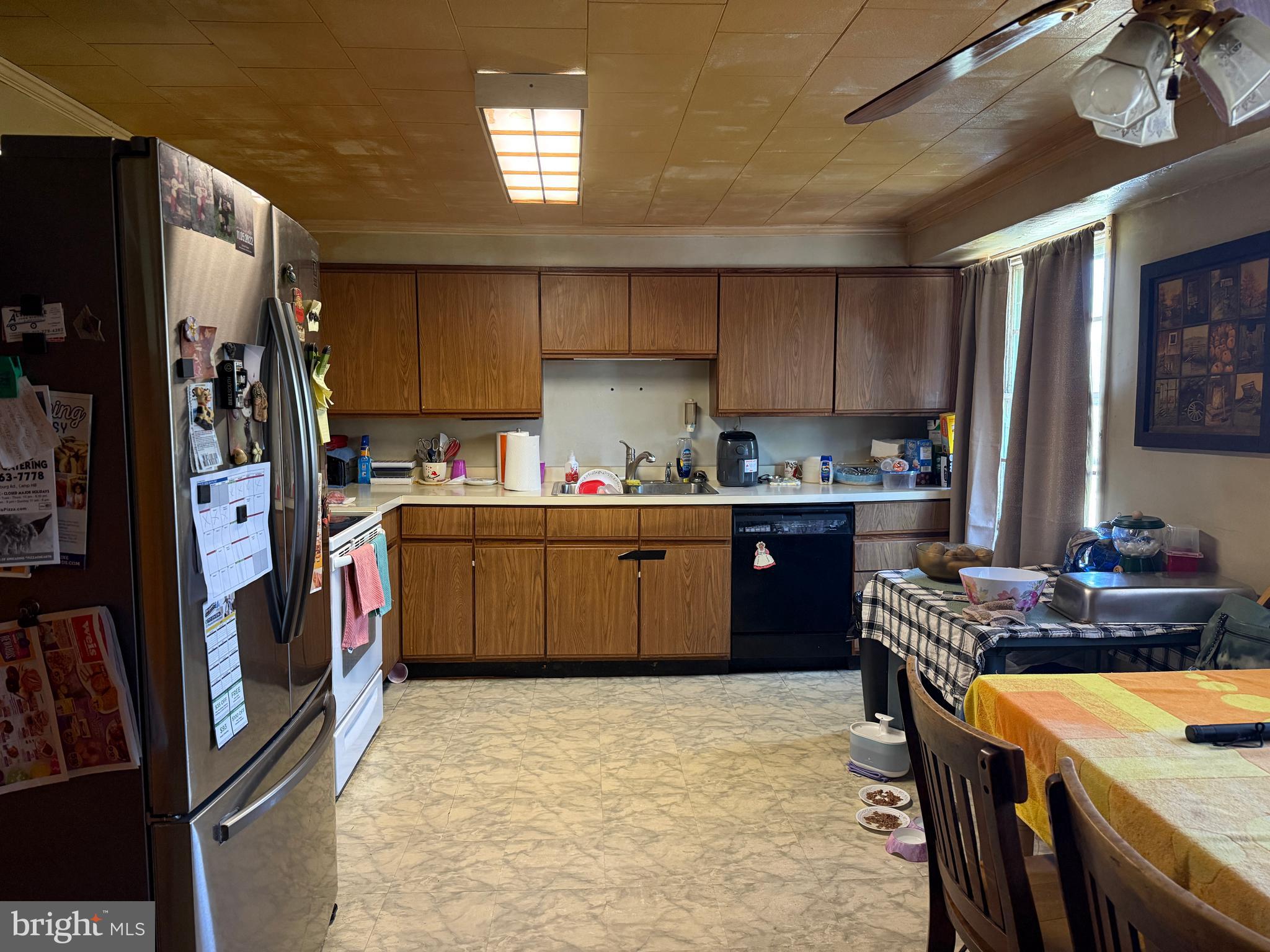 3805 Lisburn Road Mechanicsburg, PA 17055 - Photo 10 of 40