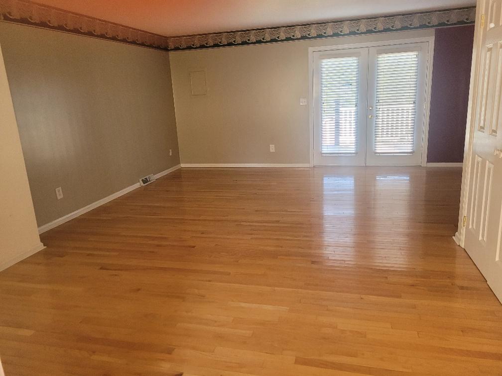 110 Colt Lane, Unit 4 Johnson City, TN 37601 - Photo 2 of 14 COLT LIV ROOM