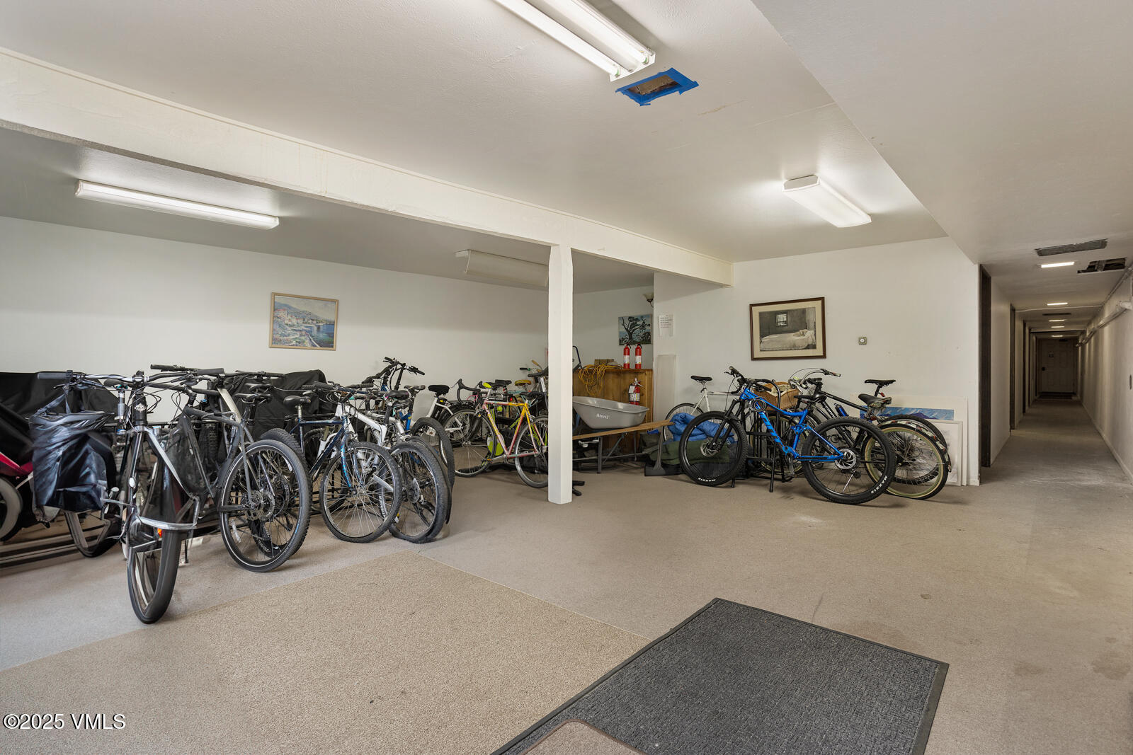 2059 Chamonix Lane, Unit 9 Vail, CO 81657 - Photo 22 of 25 Vail Heights 9 MLS-22