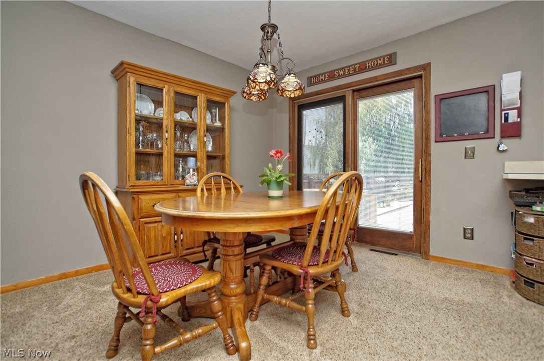 618 Mannering Road Eastlake, OH 44095 - Photo 11 of 30 Gallery Image 11