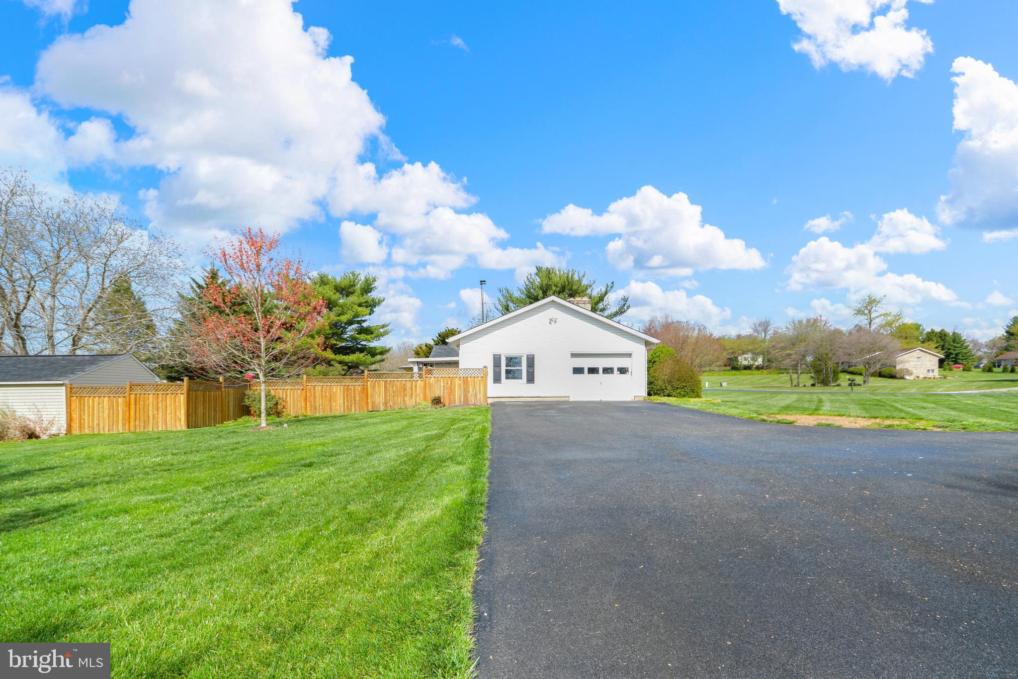 4220 Spring View Court Jefferson, MD 21755 - Photo 55 of 79 Side Yard