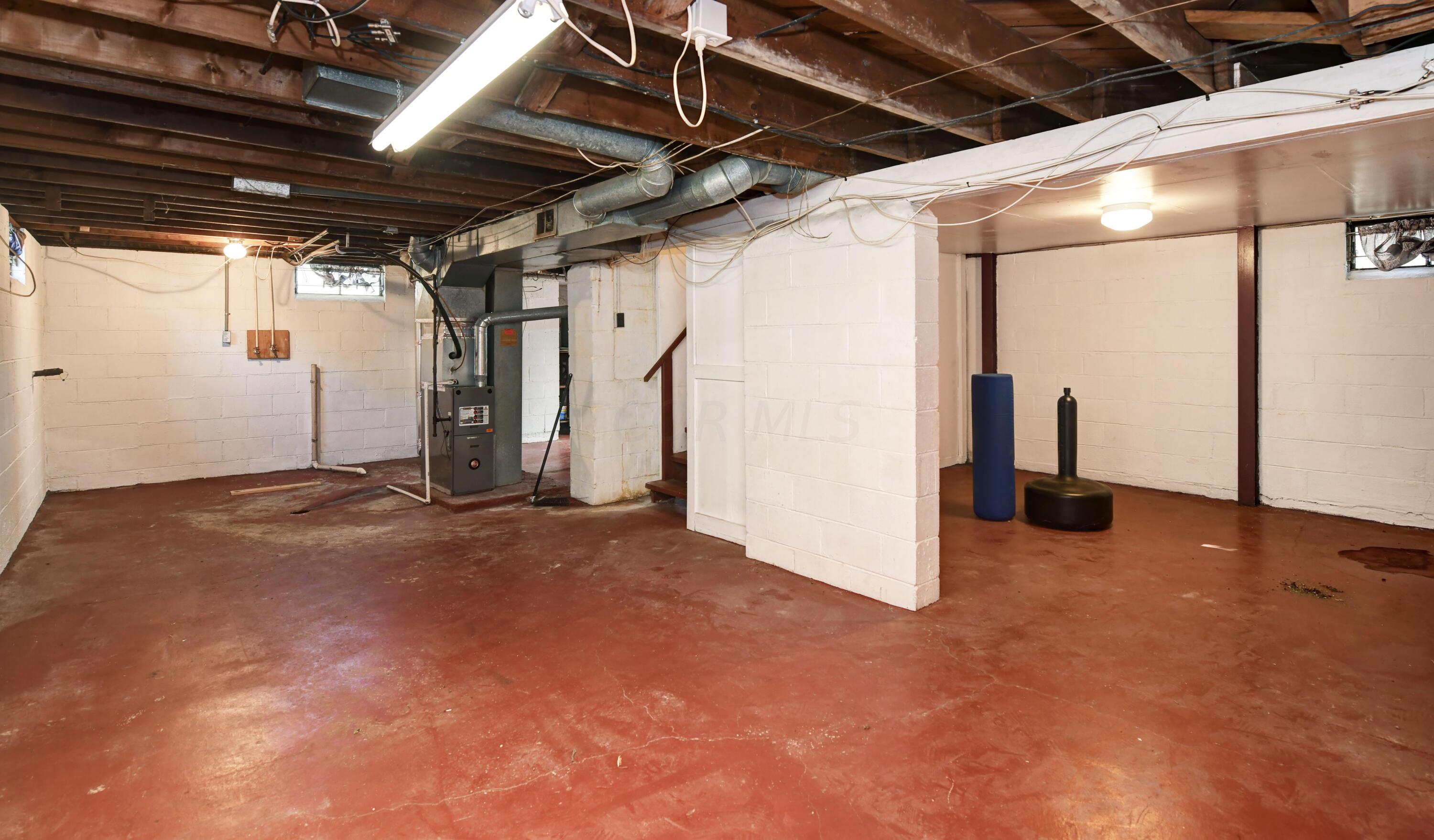 998 East Weber Road Columbus, OH 43224 - Photo 16 of 22 Basement (3)