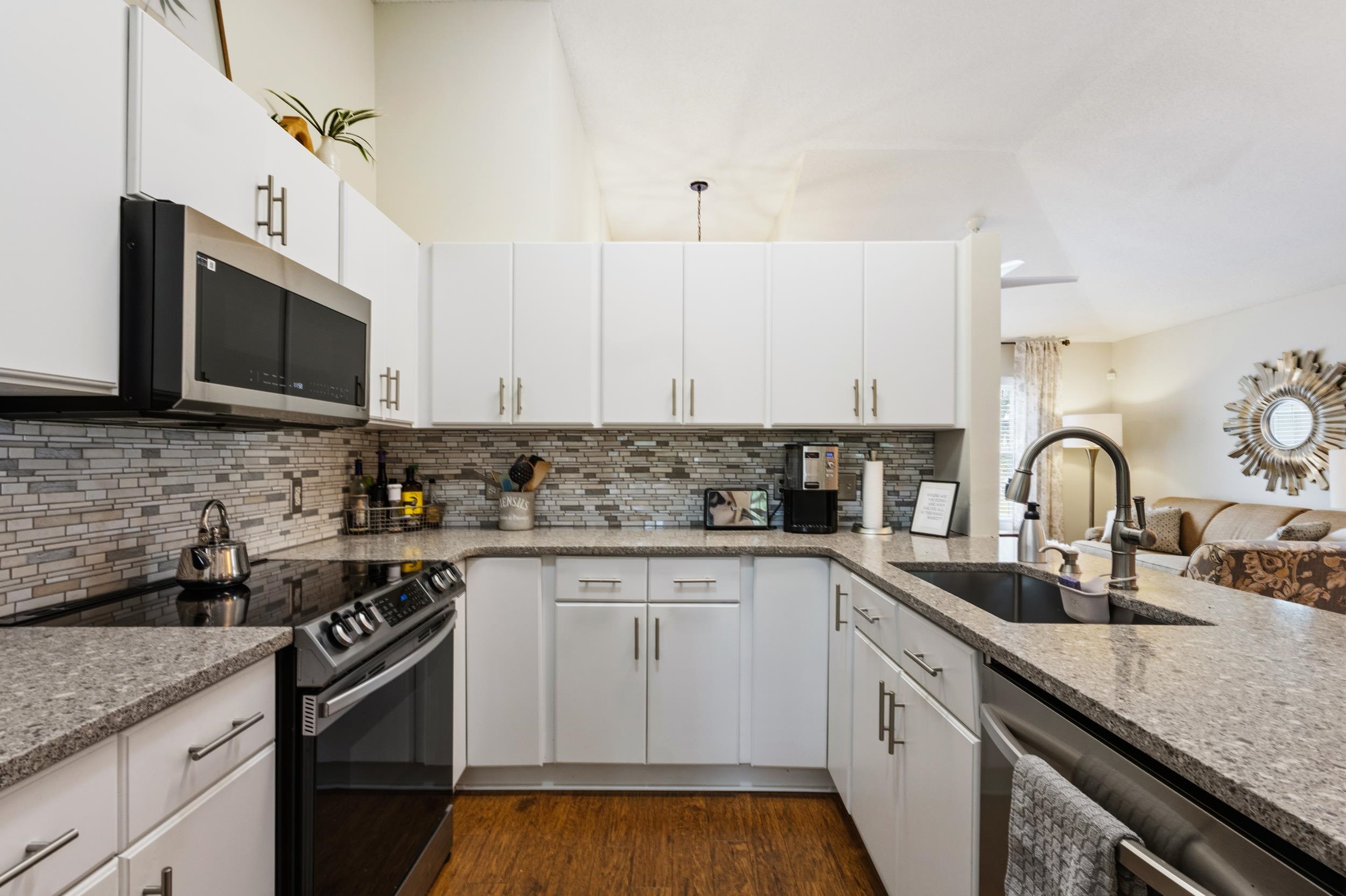 9805 Simonton Court Murrells Inlet, SC 29576 - Photo 19 of 48