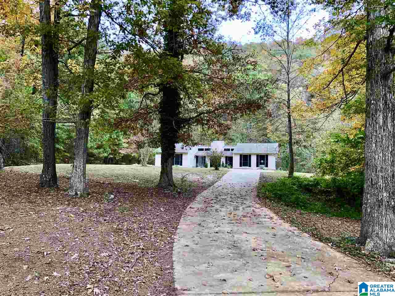 706 Valley Trail Warrior, AL 35180 - Photo 2 of 15