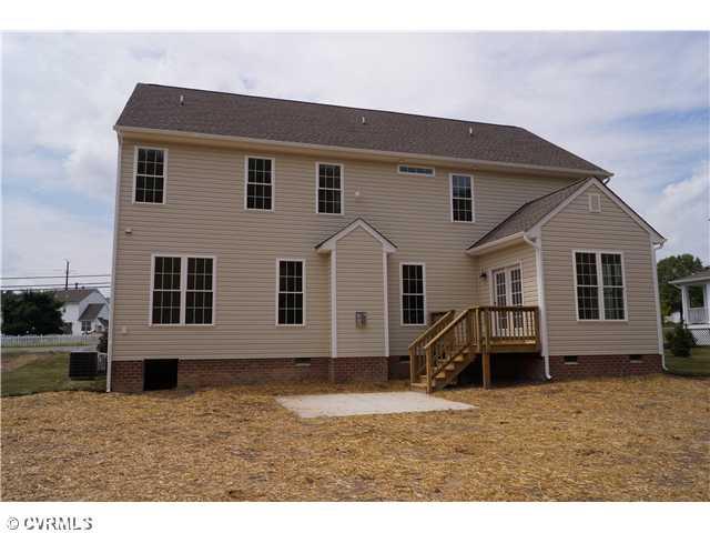 10661 Courtney Road Glen Allen, VA 23060 - Photo 3 of 16 Gallery Image 3