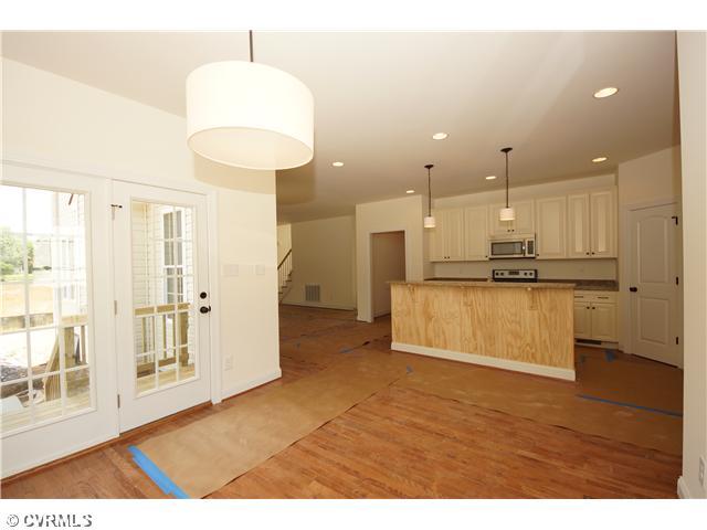 10661 Courtney Road Glen Allen, VA 23060 - Photo 8 of 16 Gallery Image 8