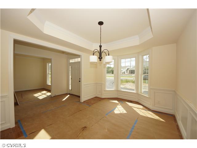 10661 Courtney Road Glen Allen, VA 23060 - Photo 9 of 16 Gallery Image 9