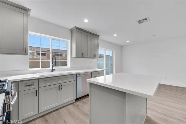 $2,995 | 16385 Valencia Avenue, Unit 3, Fontana, CA 92335