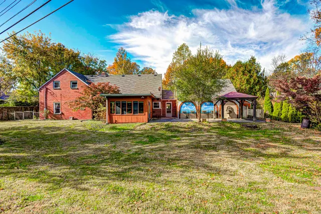 $679,000 | 6065 Gladden Drive, Indianapolis, IN 46220