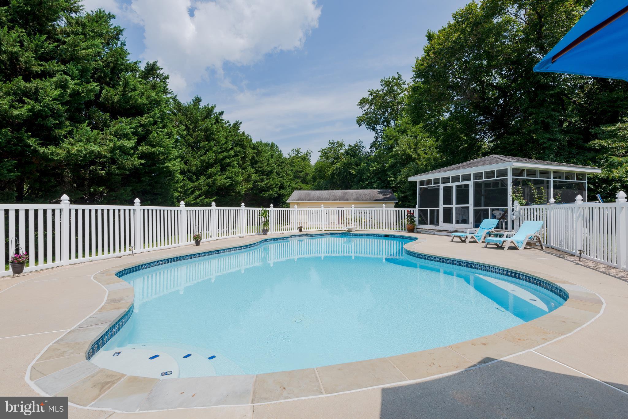 84 Old Solomons Island Road Lothian, MD 20711 - Photo 23 of 28 Exterior (Rear)