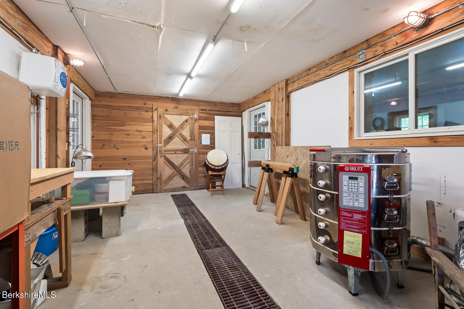 87 Silverbrook Road Sandisfield, MA 01255 - Photo 50 of 58 87 SIlverbrook Rd-50