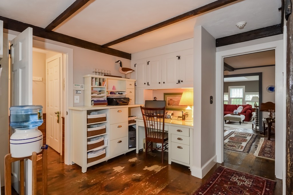284 Cotuit Road Sandwich, MA 02563 - Photo 7 of 27 Gallery Image 7