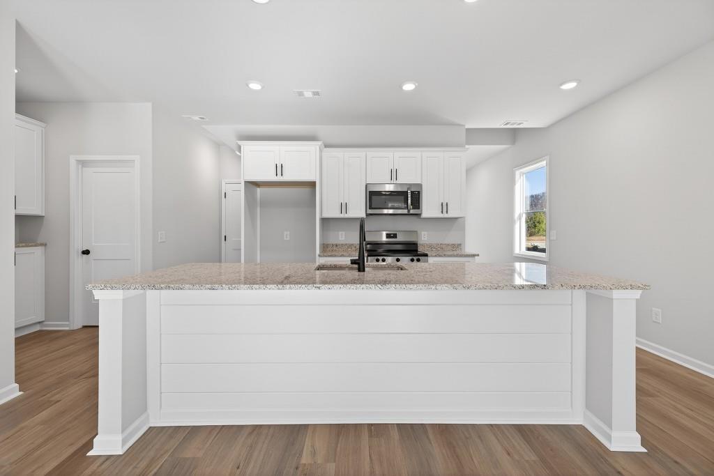 562 Madison Street, Unit 100 Commerce, GA 30529 - Photo 15 of 42