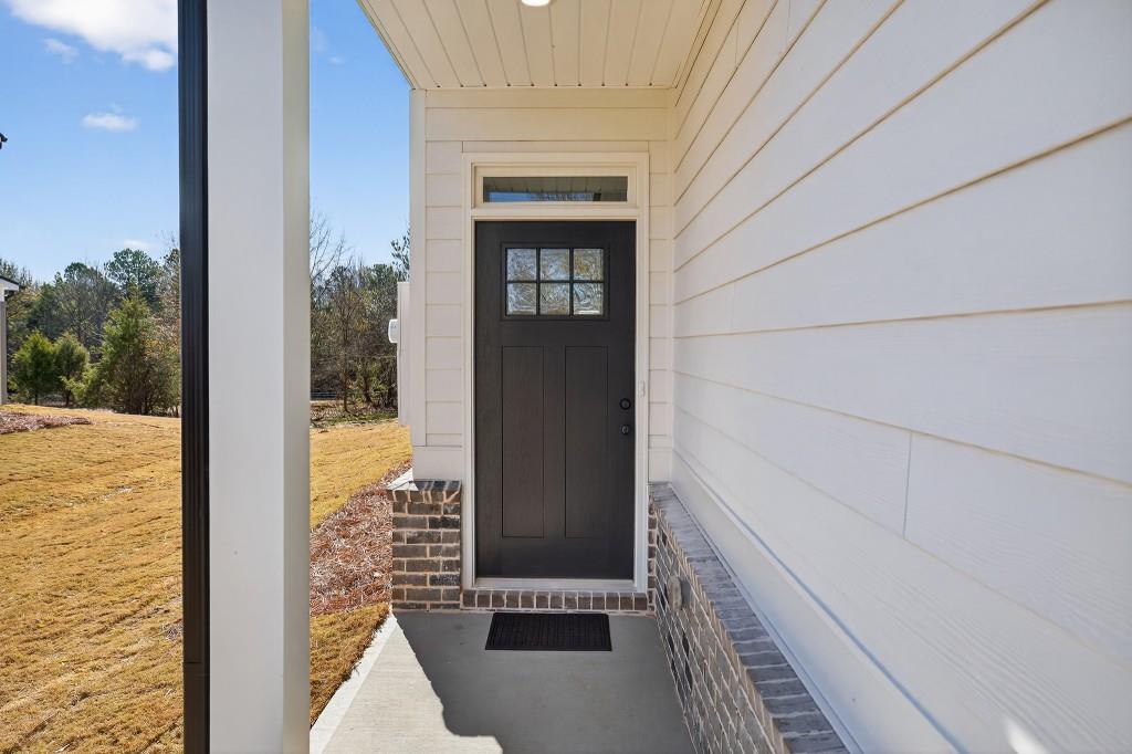 562 Madison Street, Unit 100 Commerce, GA 30529 - Photo 3 of 42