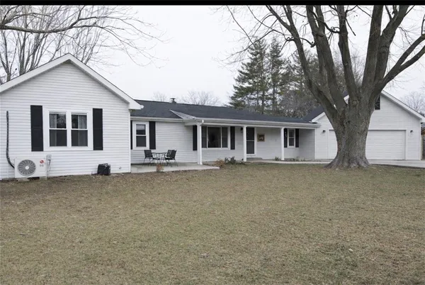 $324,900 | 3028 North Co Road 150 East, Mattoon, IL 61938