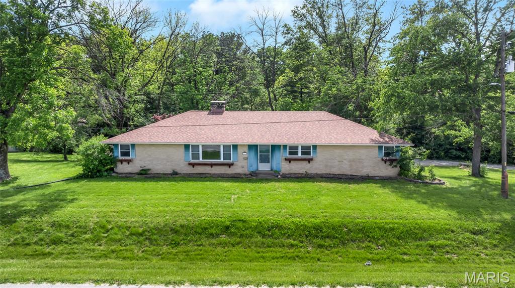 6137 Floraville Road Millstadt, IL 62260 - Photo 1 of 87