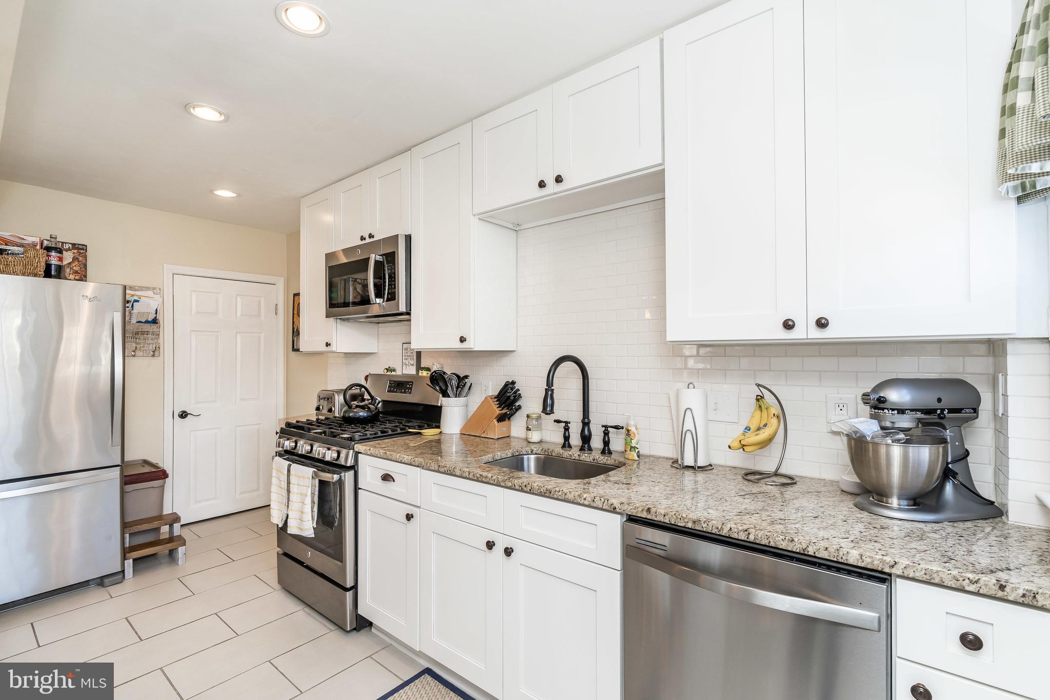 7127 Heathfield Road Baltimore, MD 21212 - Photo 21 of 50