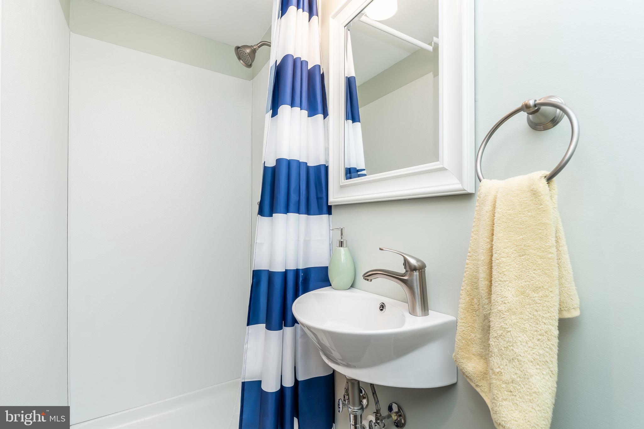 7127 Heathfield Road Baltimore, MD 21212 - Photo 38 of 50