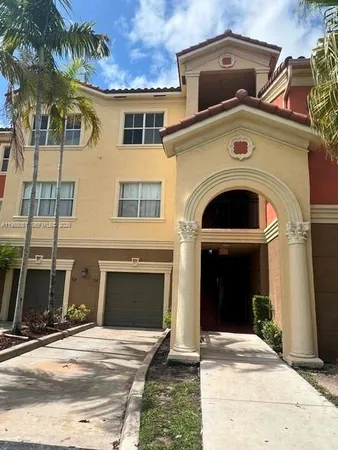 $2,600 | 4700 Southwest 160th Avenue, Unit 417, Miramar, FL 33027