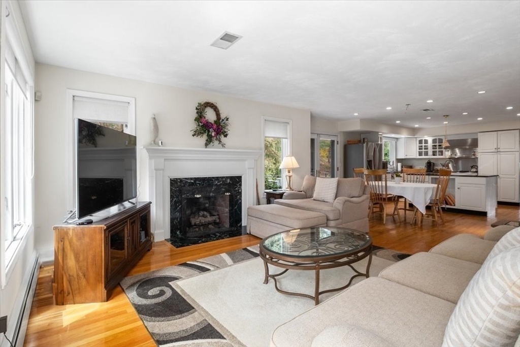 16 Bragg Road Foxboro, MA 02035 - Photo 12 of 38 Gallery Image 12