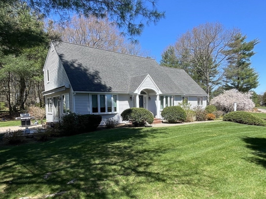 16 Bragg Road Foxboro, MA 02035 - Photo 29 of 38 Gallery Image 29
