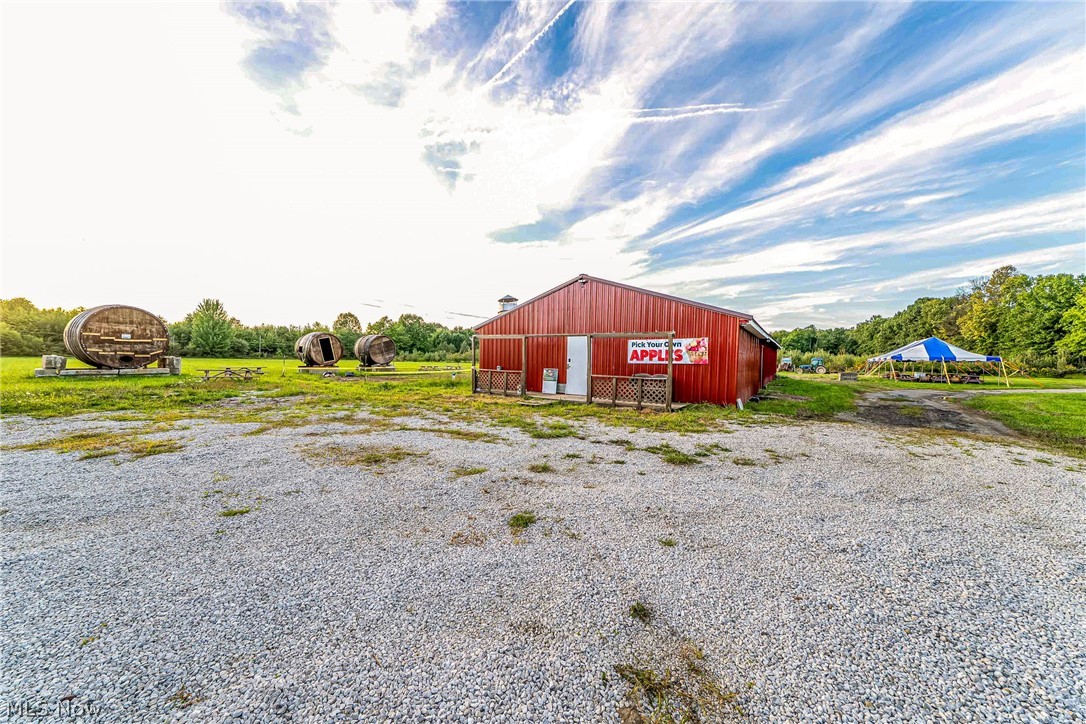 4597 Laubert Road Atwater, OH 44201 - Photo 4 of 32 Gallery Image 4