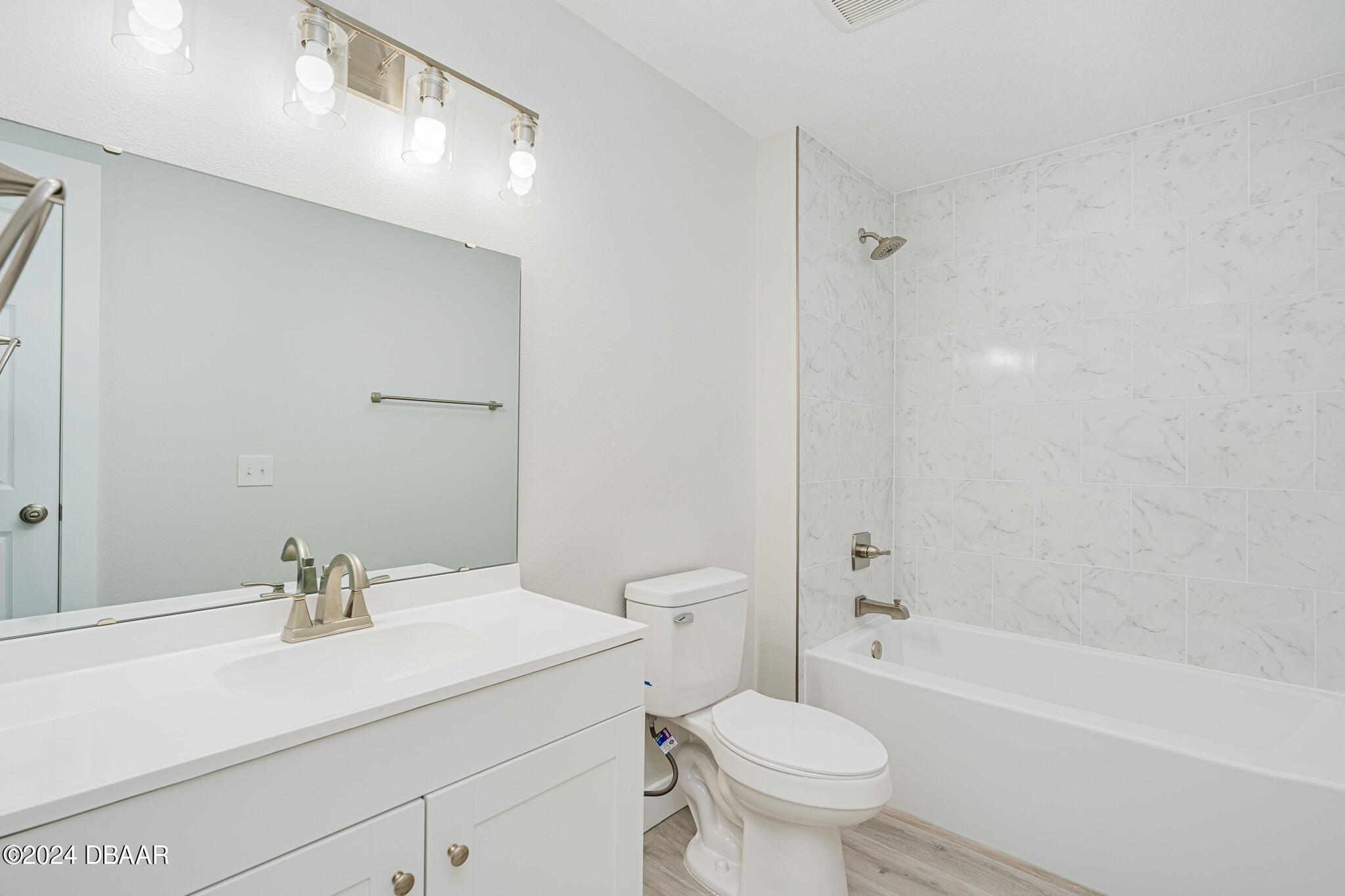 910 Big Tree Road, Unit 303 South Daytona, FL 32119 - Photo 35 of 53 34