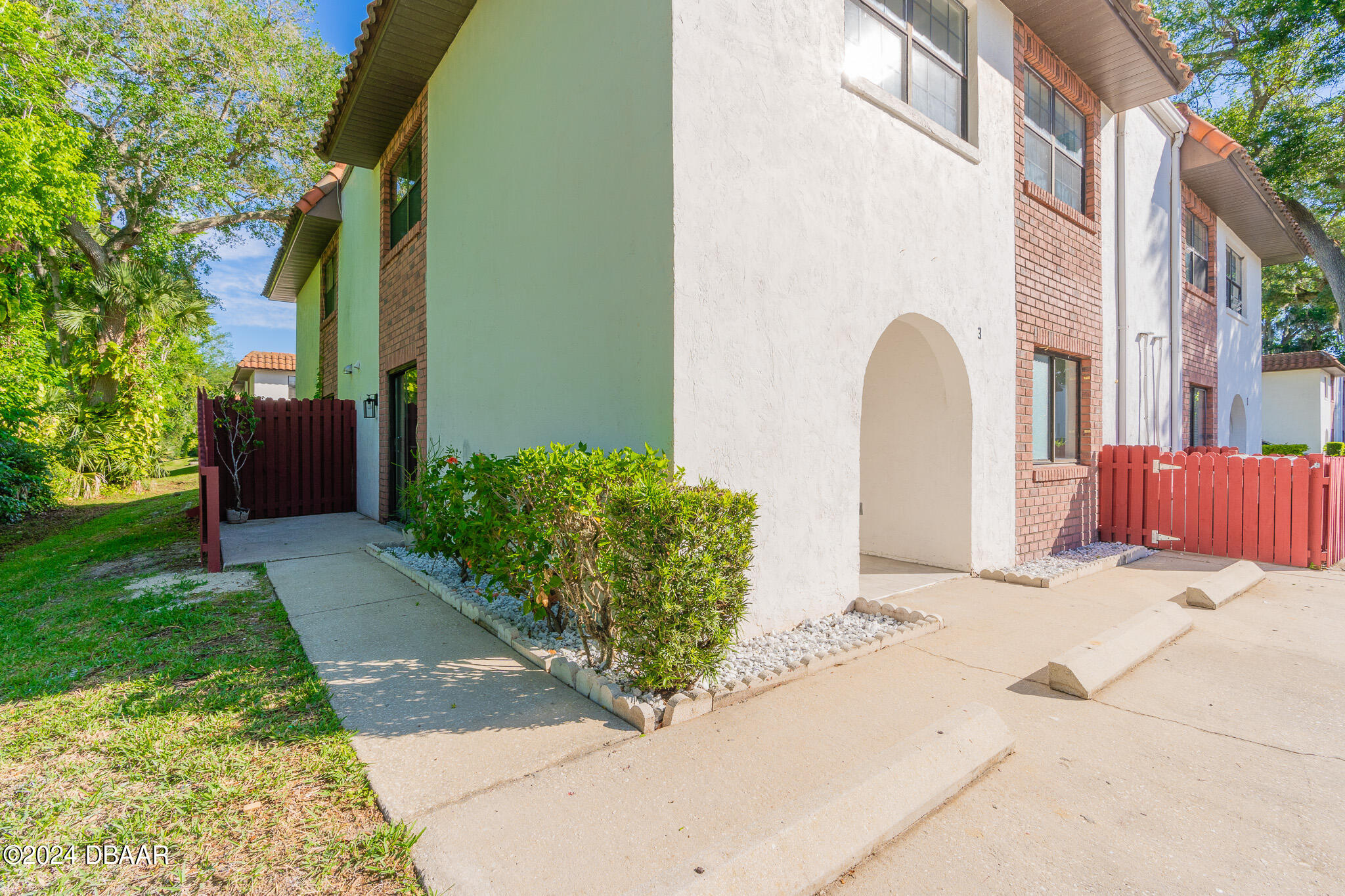910 Big Tree Road, Unit 303 South Daytona, FL 32119 - Photo 43 of 53 42