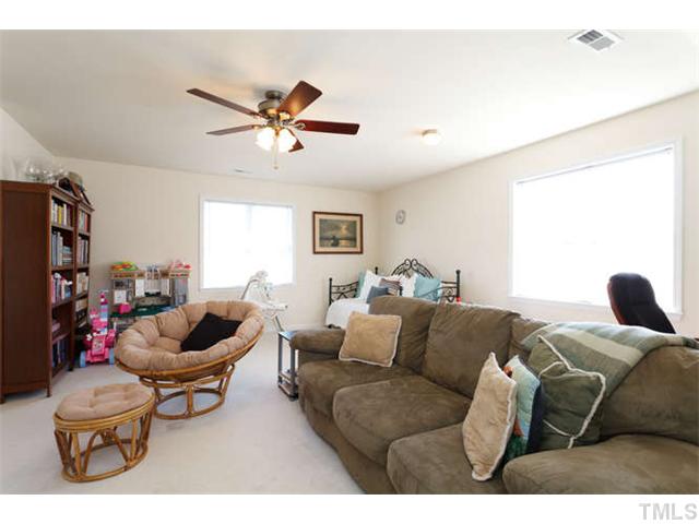8429 Ridgebury Road Raleigh, NC 27603 - Photo 20 of 25