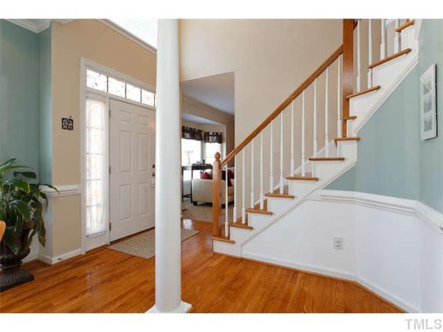 8429 Ridgebury Road Raleigh, NC 27603 - Photo 4 of 25