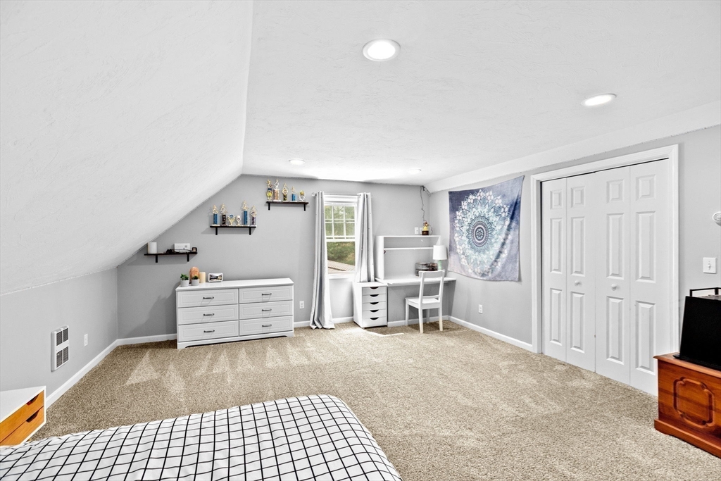 14 Hitching Post Road Lakeville, MA 02347 - Photo 28 of 42 Gallery Image 28